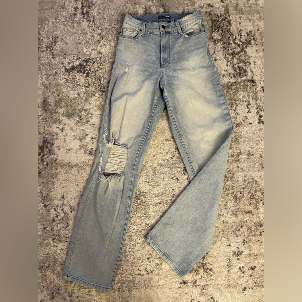 Size 3 but more like a 1 // High Waist